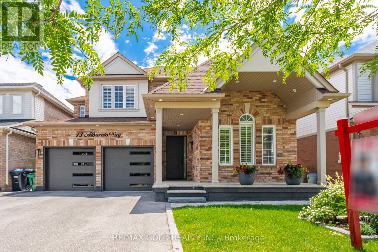Property Photo: 13 Alboreto Way ON L6X 0N5