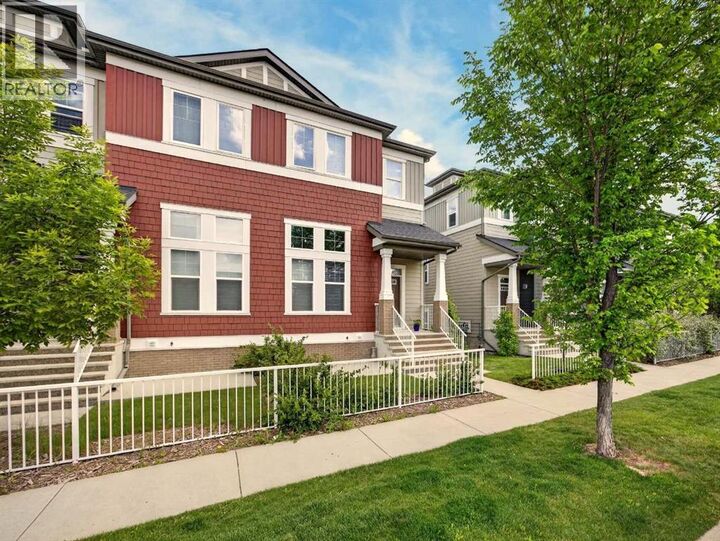 Property Photo:  913 Evanston Square Northwest  AB T3P 0G9 