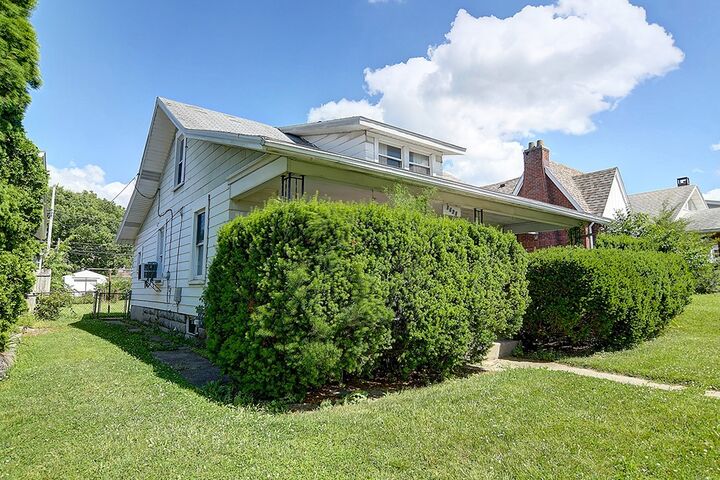 Property Photo:  1424 Coventry Road  OH 45410 