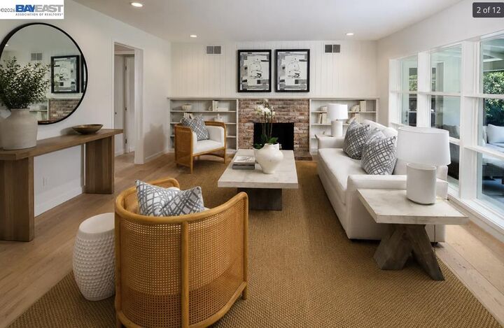 Property Photo: 617 Giralda Dr CA 94024