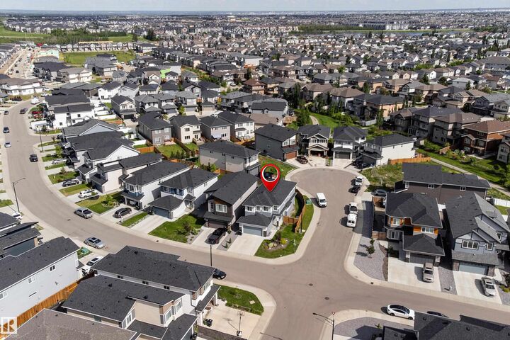 Property Photo: 9119 183 Avenue NW AB T5Z 0S6