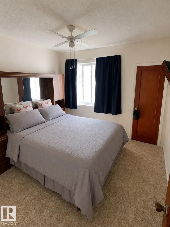 Property Photo: 5215 46 Street AB T0G 1L0