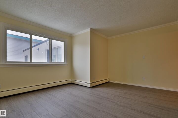 Property Photo: 10160 83 Avenue NW 306 AB T6E 2C4