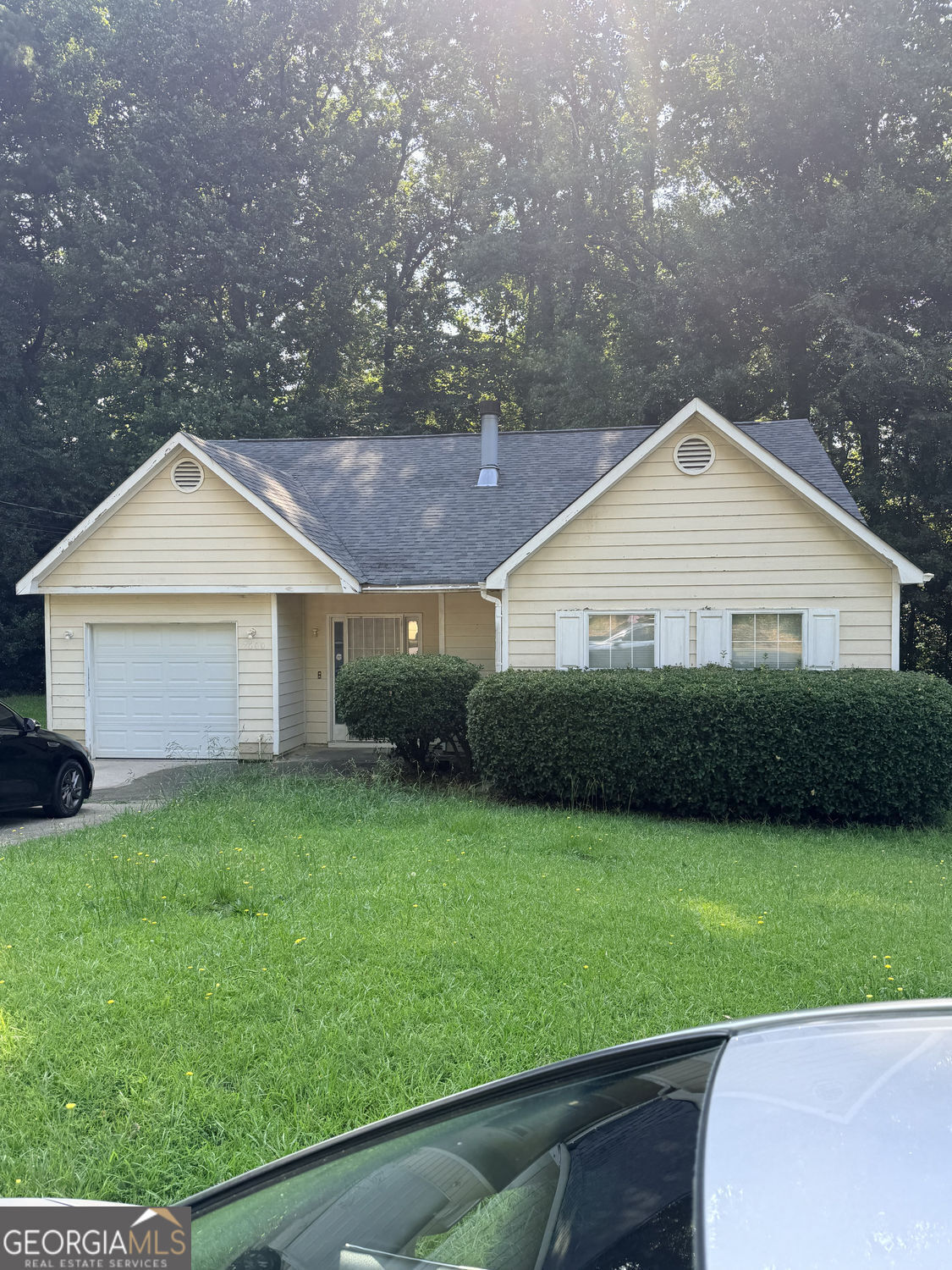 Property Photo: 7600 Antebellum Lane GA 30274
