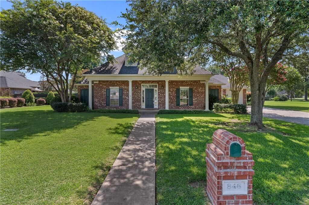 Property Photo:  846 Whitfield Drive  LA 71457 