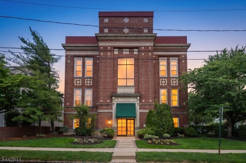 Property Photo: 515 Trinity Pl 1gn NJ 07090