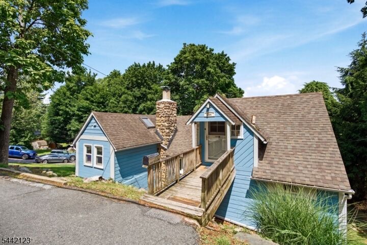 Property Photo: 364 E Shore Trl NJ 07871