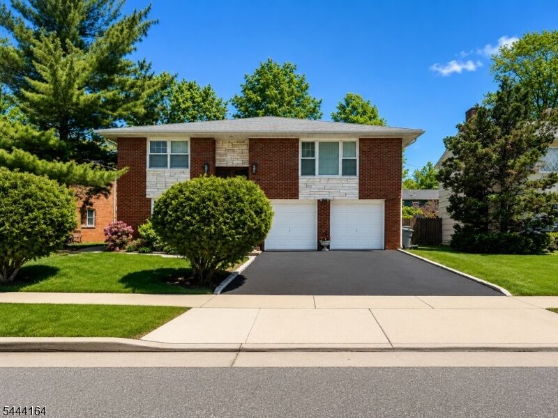 Property Photo:  317 Gordon St  NJ 07203 