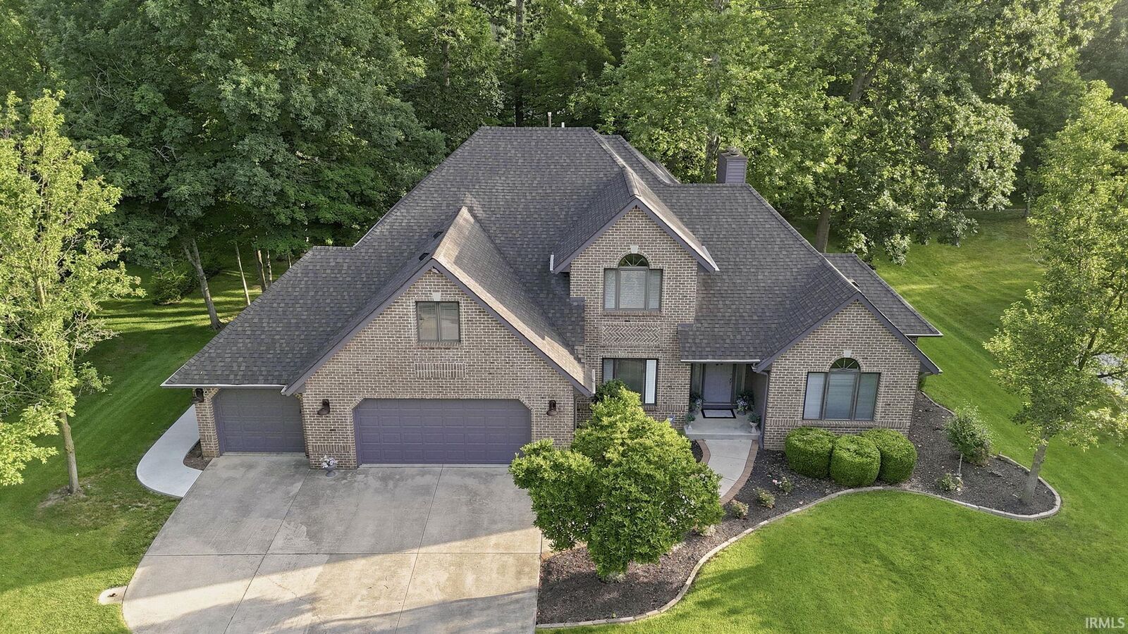 Property Photo:  10410 Glen Arbor Pass  IN 46814-9540 