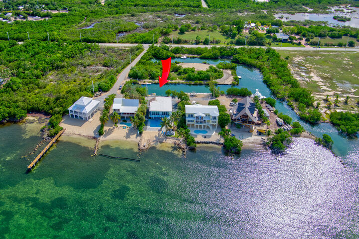 Property Photo: 361 Avenue D FL 33042