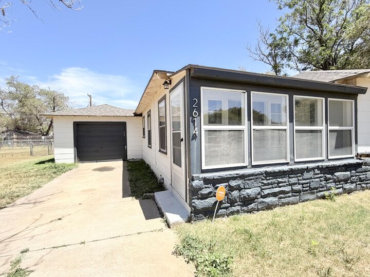 Property Photo: 2614 38th Street TX 79413