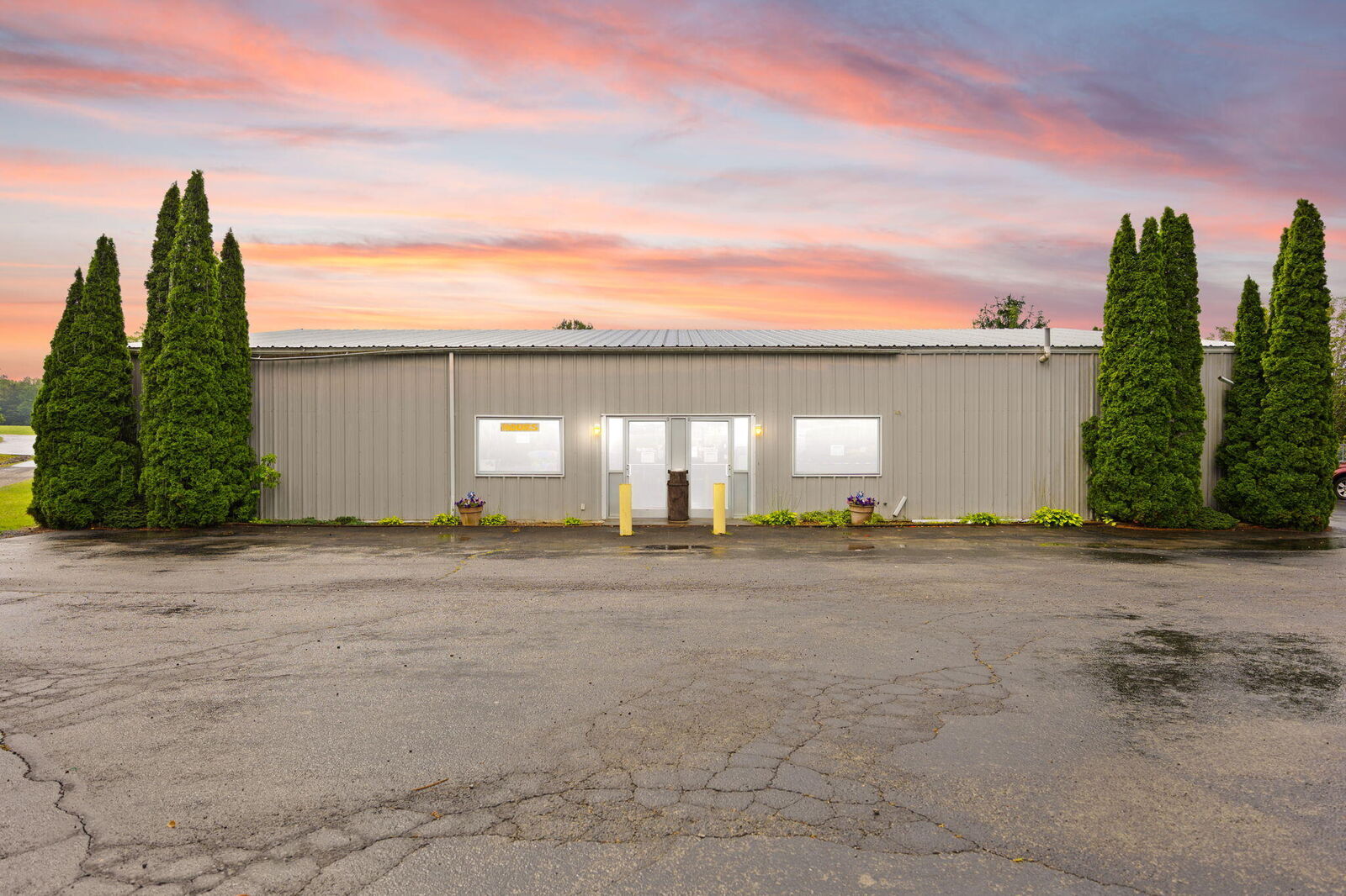 Property Photo:  2367 U.s. 127 Business  KY 42629 
