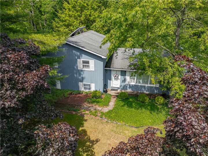 Property Photo:  121 Timberlane Drive  PA 18013 