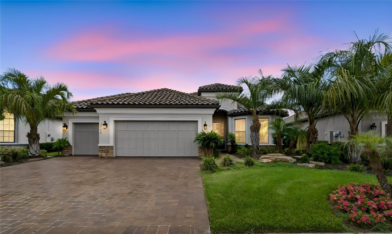 Property Photo:  29306 Ginnetto Drive  FL 33543 