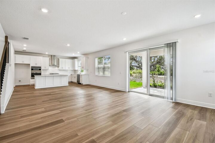 Property Photo: 7571 Hawkstone Drive FL 34241