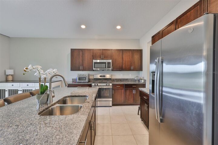 Property Photo:  9454 Channing Hill Drive  FL 33573 