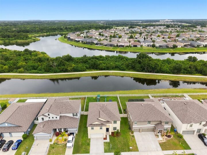 Property Photo:  9454 Channing Hill Drive  FL 33573 