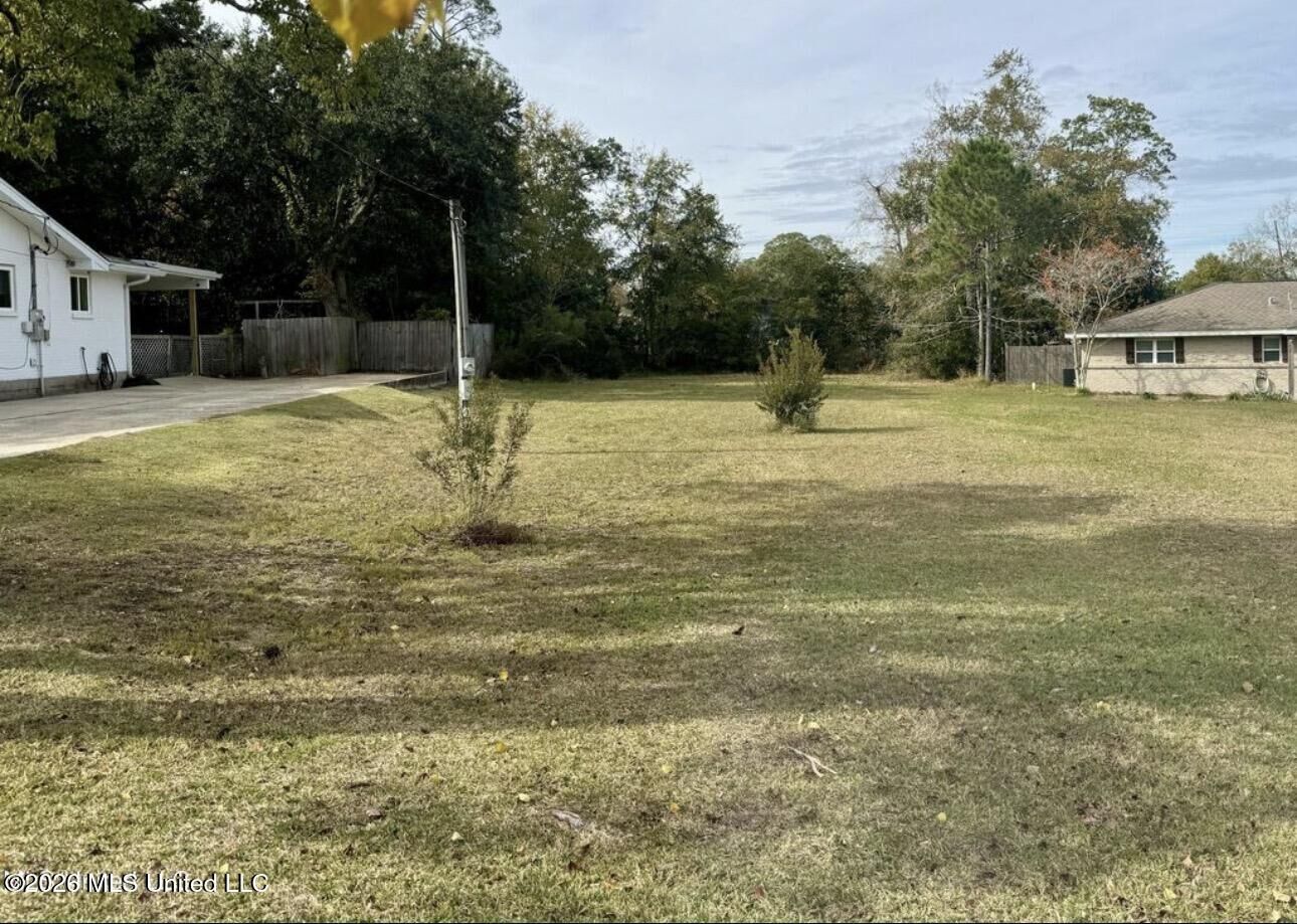 Property Photo:  Glen Valley Way  MS 39507 