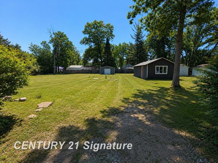 Property Photo:  2662 Jean Street  MI 48625 