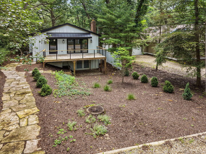 Property Photo: 4046 Hillside Trail MI 49117