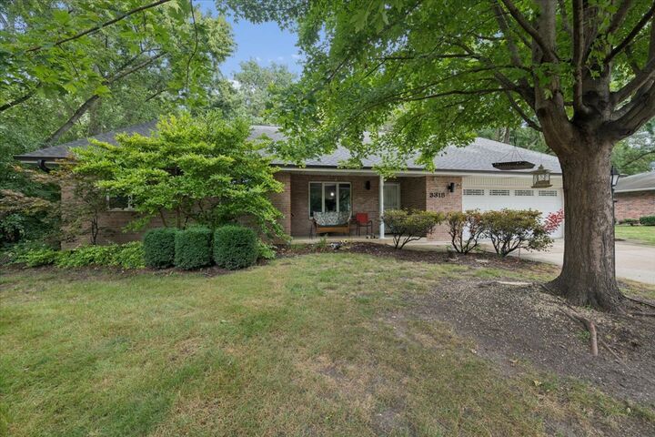 Property Photo:  3318 Caroline Drive  IL 60435 