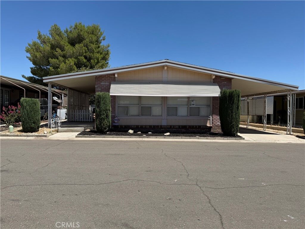 Property Photo: 20683 Waalew Road 161 CA 92307