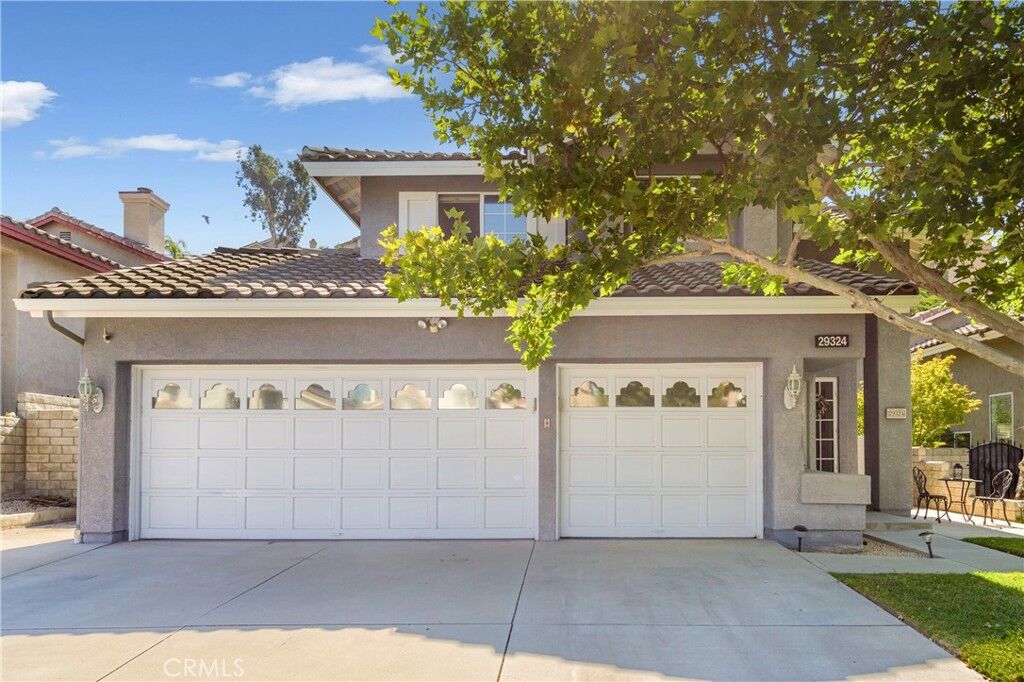 Property Photo: 29324 Begonias Lane CA 91387