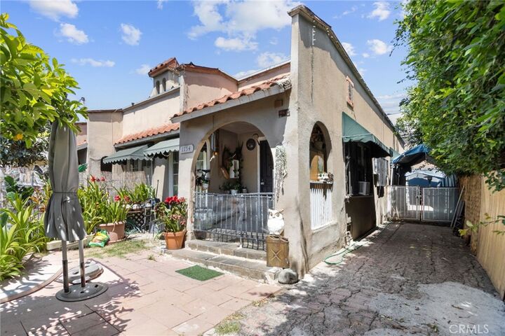Property Photo:  1154 1156 N Wilton Place  CA 90038 