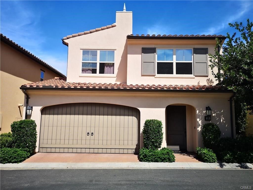 Property Photo:  106 Pendant  CA 92620 