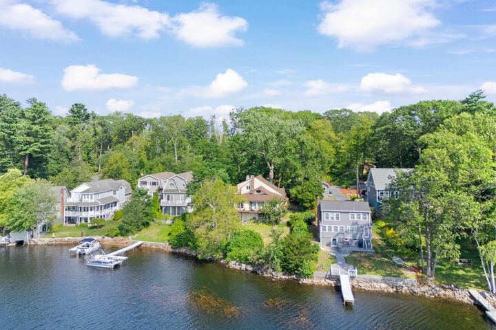 Property Photo: 21 Goodridge Avenue NH 03079