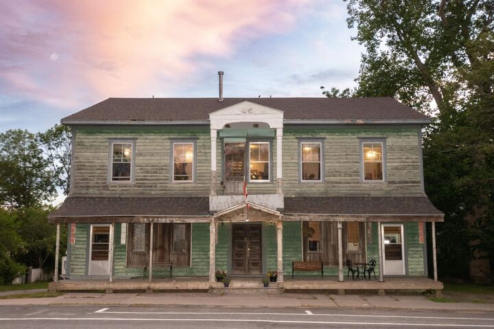 Property Photo:  121 Water Street  NS B0T 1W0 