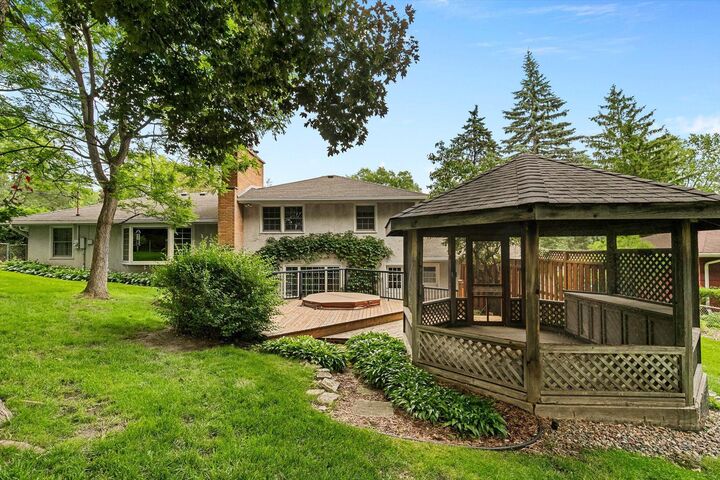 Property Photo:  3081 Chatsworth Street N  MN 55113 