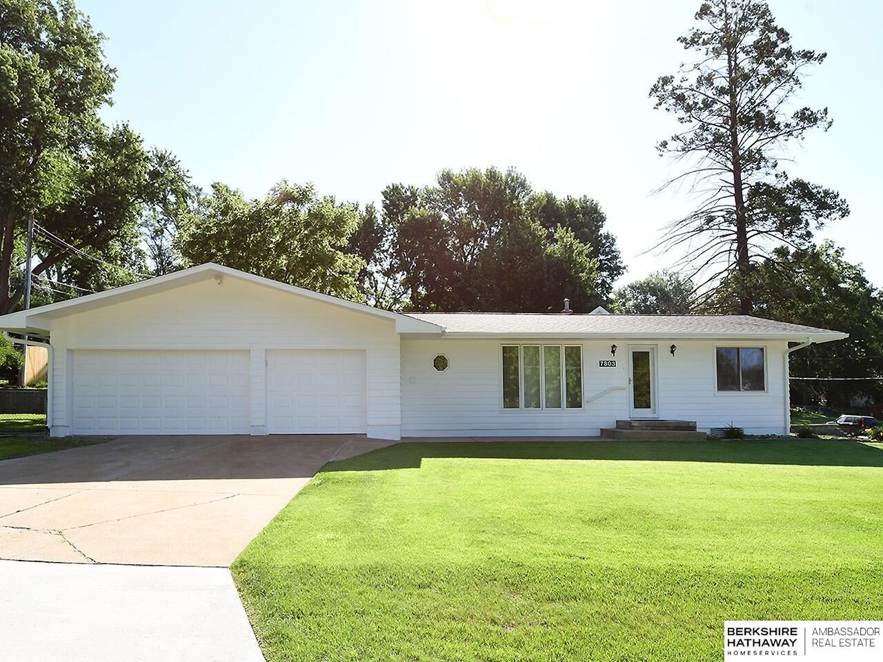 Property Photo: 7803 North Ridge Drive NE 68112