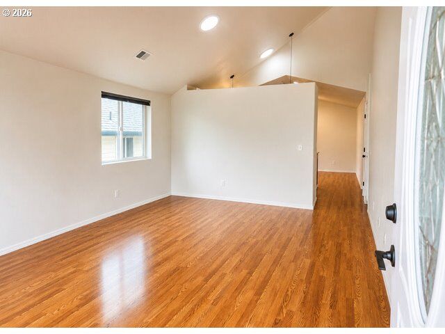 Property Photo:  2124 NE 77th Ave  WA 98664 