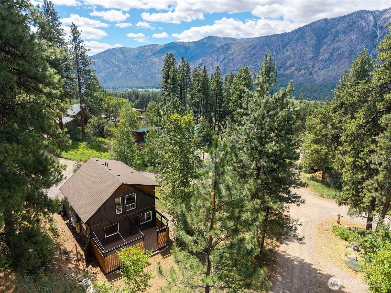 Property Photo:  32  Crabapple Road  WA 98862 
