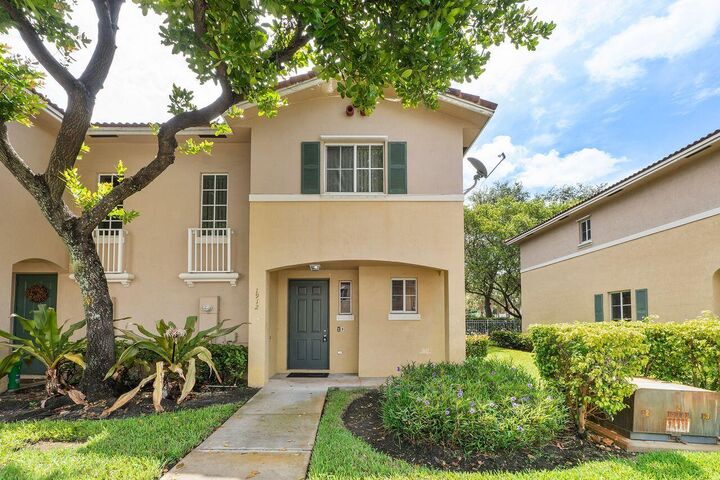 Property Photo:  1912 SW 60th Avenue  FL 33068 