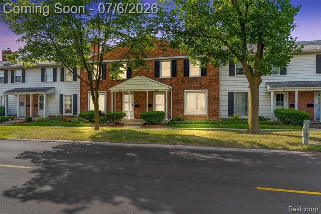 Property Photo:  906 E Kearsley Street  MI 48503 