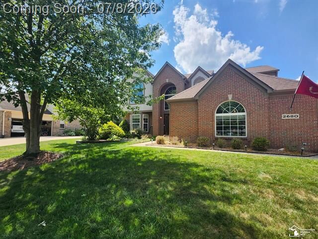 Property Photo:  2680 N Woods Boulevard Boulevard  MI 48188 