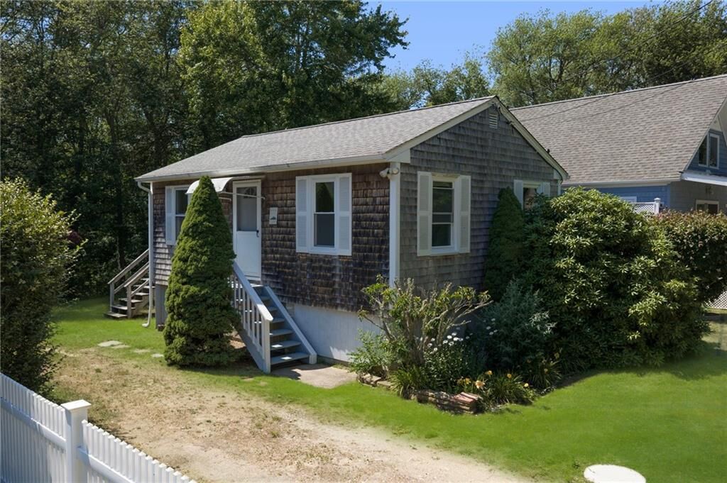 Property Photo:  20 Blue Heron Road  RI 02879 