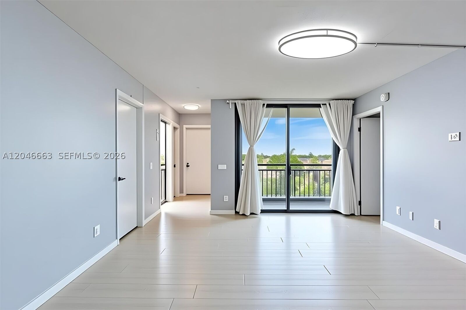 Property Photo: 2075 SW 122nd Ave 505 FL 33175