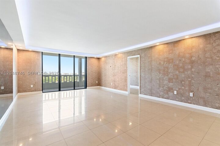 Property Photo: 9801 Collins Ave 11-O FL 33154