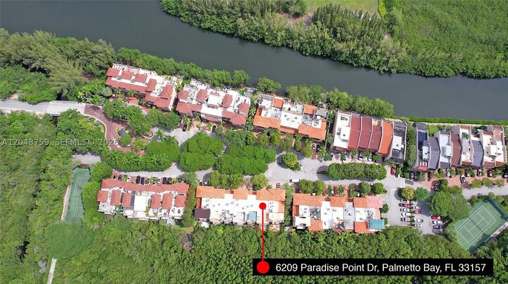 Property Photo:  6209 Paradise Point Dr  FL 33157 