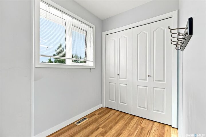 Property Photo: 11 Ridge Crescent SK S7K 3J8