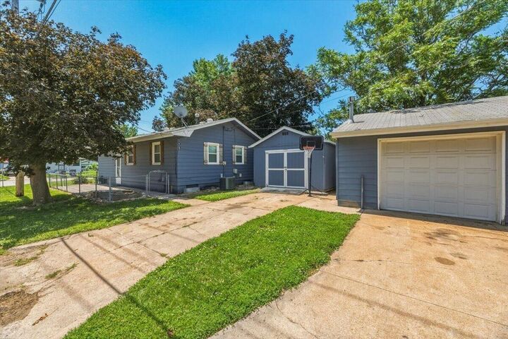 Property Photo:  3100 9th  Avenue  IA 51501 
