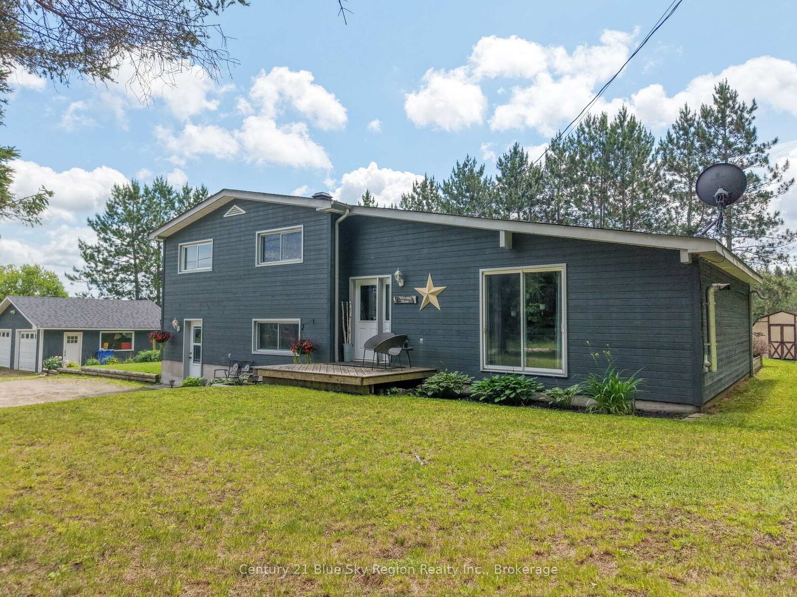 Property Photo: 128 Hurtubise Road ON P0H 1K0