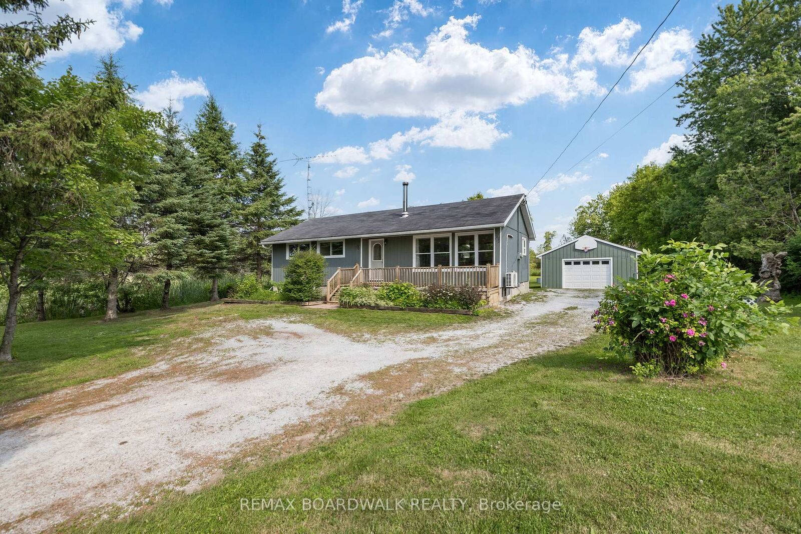 Property Photo: 24 North Street N ON K7H 2S5