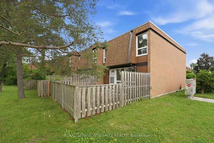 Property Photo:  3565 Downpatrick Road 14  ON K1V 8T3 