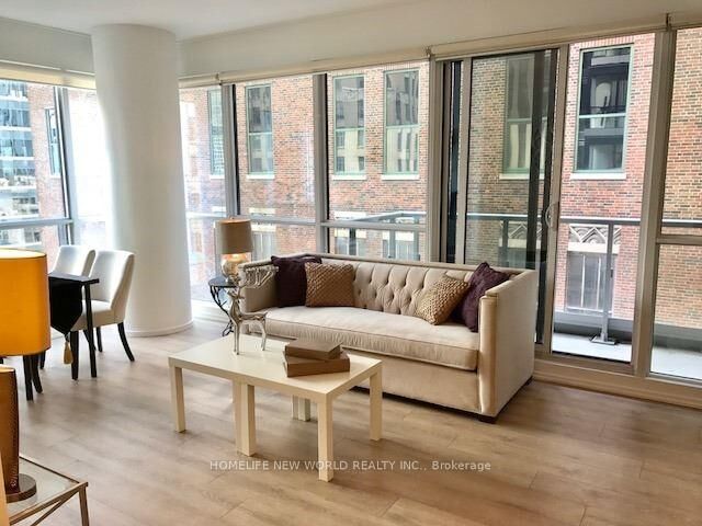 Property Photo:  70 Temperance Street 1906  ON M5H 4E8 