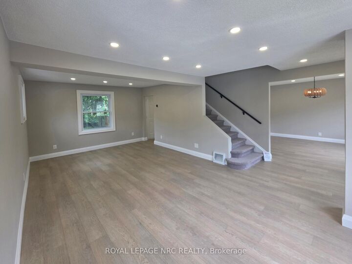 Property Photo: 6486 Culp Street ON L2G 2C1