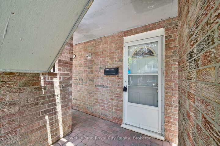 Property Photo: 295 Water Street 149 ON N1G 2X5